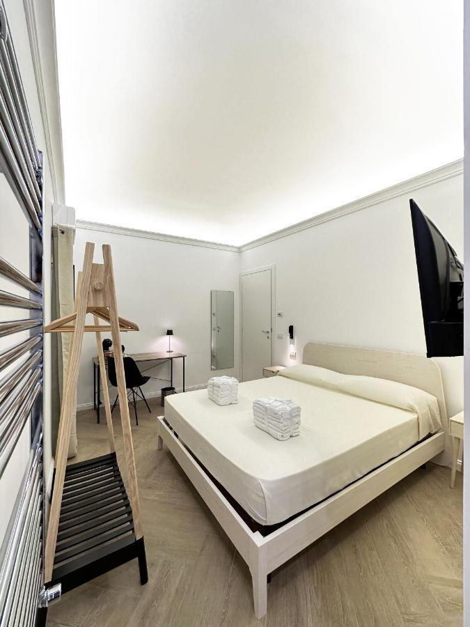 Vicki Vomero Rooms - Napoli Zewnętrze zdjęcie